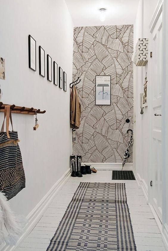 decorare le pareti dell'ingresso